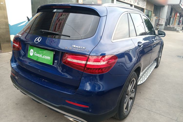 Used Mercedes-Benz GLC 2017 GLC 260 4MATIC Luxury Model Rear Right 45 Deg