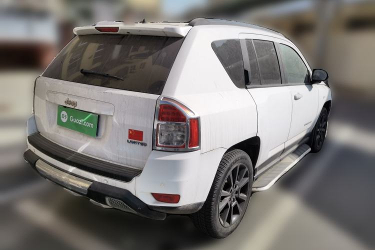 Used Jeep Compass 2013 2.4L Four-wheel Drive Black Edition with Navigation