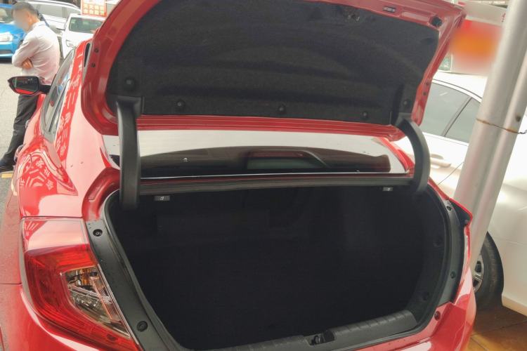 Used Honda Civic 2016 220TURBO CVT Prestige Edition Trunk