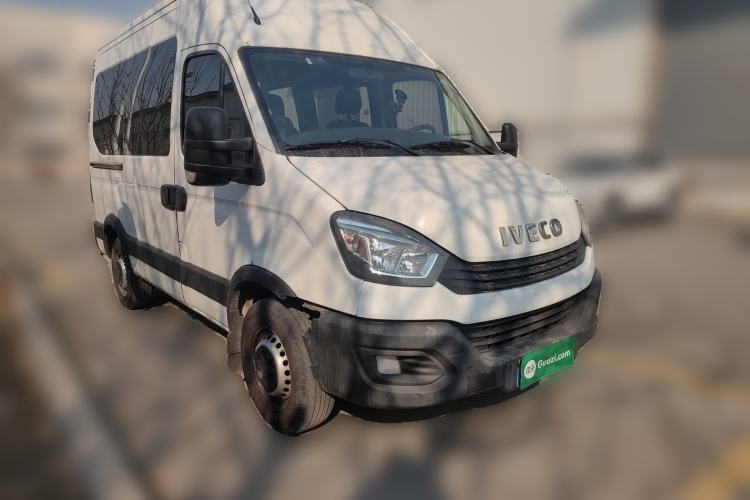 Used Iveco Eurocargo 2020 2.3T Manual Super-Rui Short Wheelbase High Roof High-Performance F1A
