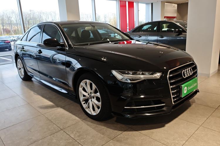 Used Audi A6L 2018 35 TFSI Collector's Edition Front Right 45 Deg