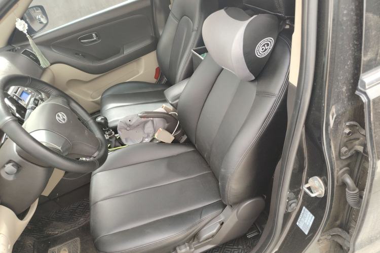 Used Hyundai Celesta 2011 1.6L Manual Luxury Model Left Front Seat