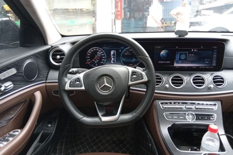 Used Mercedes-Benz E-Class 2018 Restyled E 300 L Sporty and Stylish Edition Steering Wheel