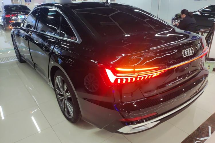 Used Audi A6L 2025 45 TFSI quattro Prestige Dynamic Edition + Premium Package
