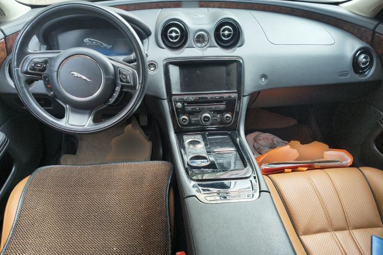 Used Jaguar XJ 2014 XJL 3.0 SC Four-Wheel Drive Panoramic Business Edition