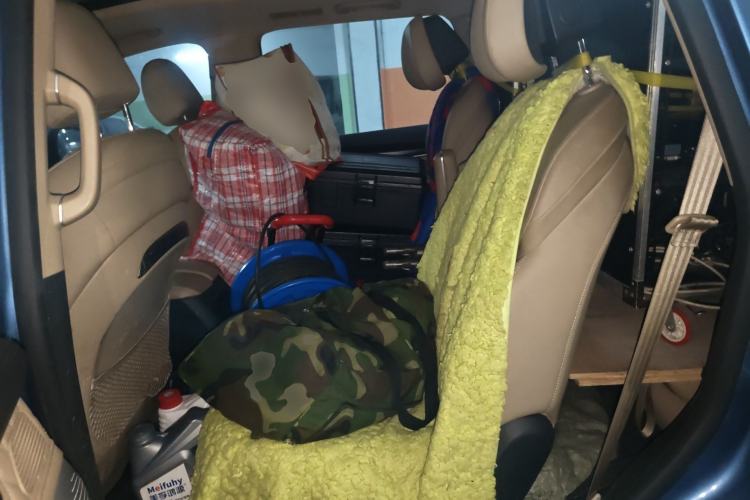 Used SAIC MAXUS D90 2017 2.0T Automatic Two-Wheel Drive - Uranus Left Rear Seat