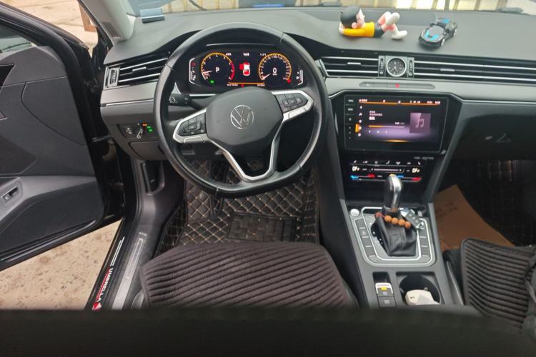 Used Volkswagen Magotan 2021 330TSI DSG 30th Anniversary Edition Steering Wheel