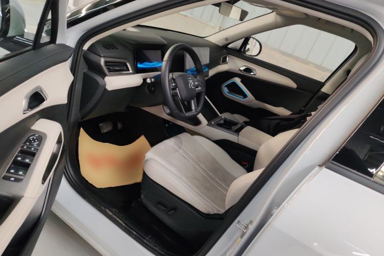 Used BYD Yuan UP 2025 Intelligent Driving Version 401 km Beyond-Range Edition