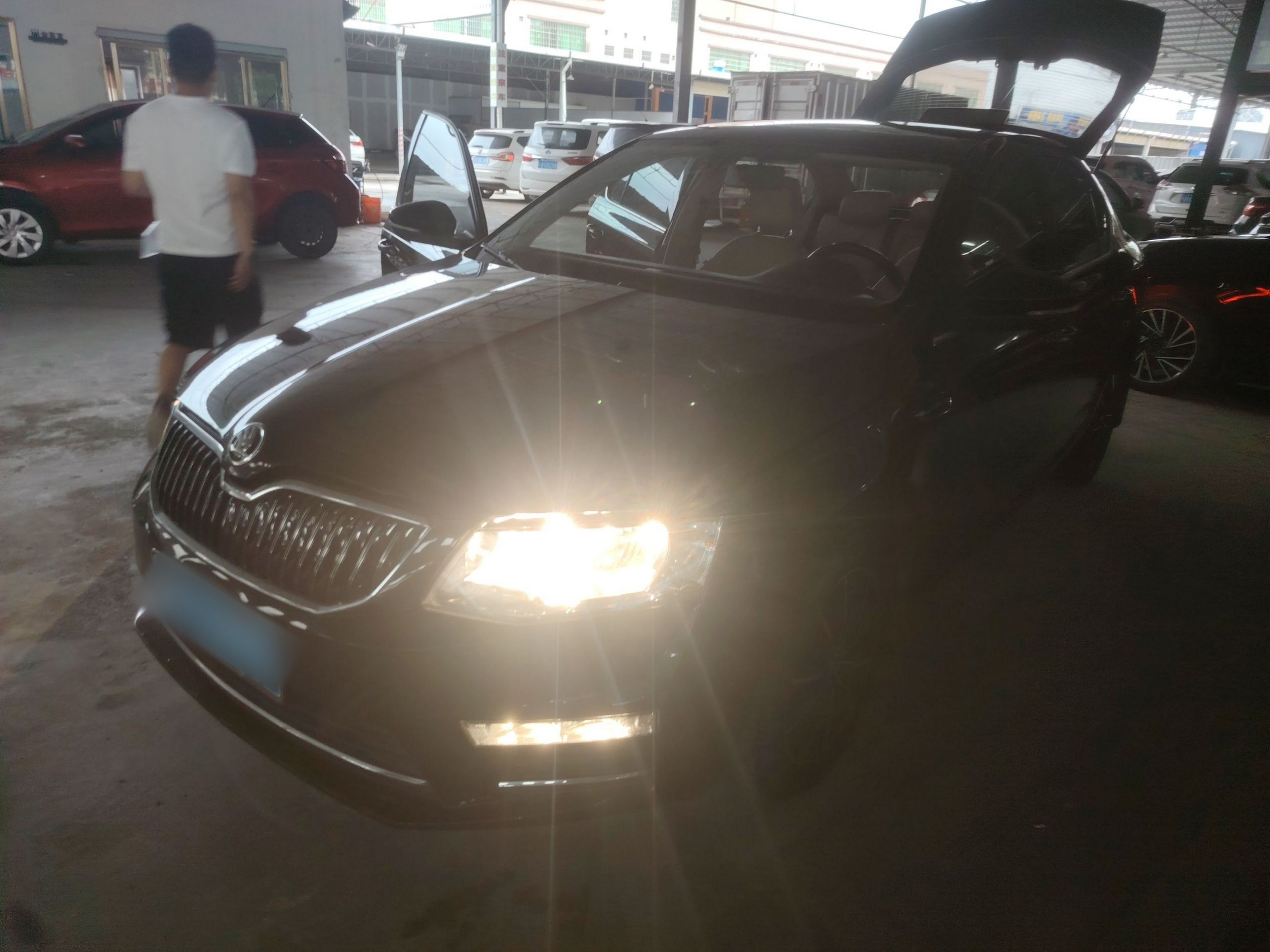 Parte inferior delantera