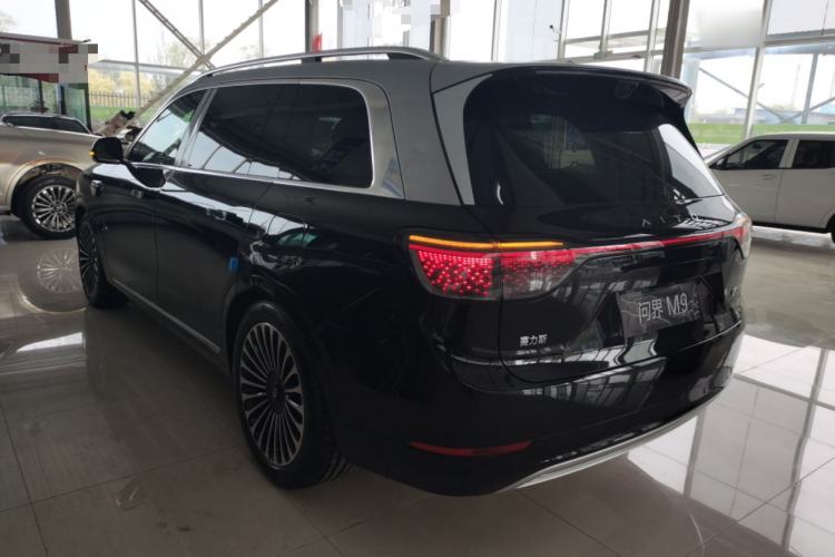 Used Hima AITO M9 2025 Extended-Range Max Version 52 kWh 5-Seater Edition Rear Left 45 Deg