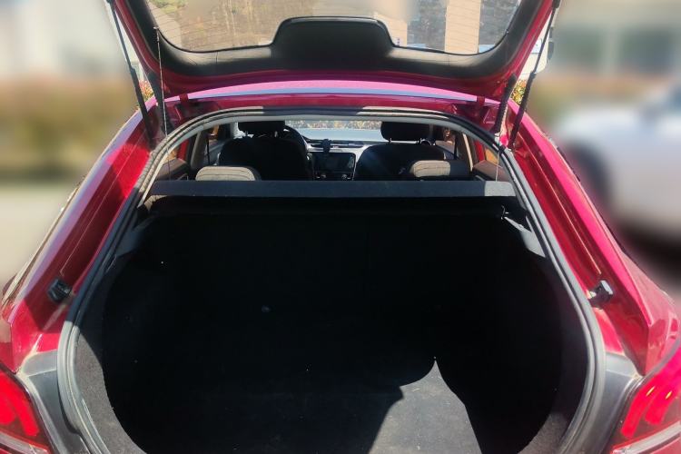 Used MG 6 2017 20T Manual Elite Smart Connect Version China V Standard
