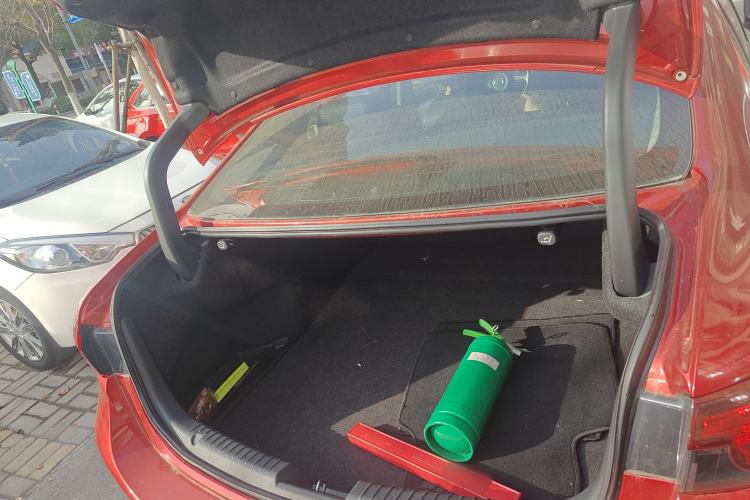 Used Mazda Atenza 2018 2.0L Blue Sky Luxury Edition China V Standard
