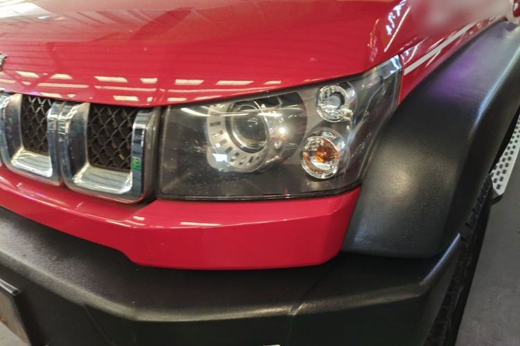 Used BAIC Off-Road BJ40 2017 40L 2.3T Automatic All-Wheel Drive Ring of the Tower Champion Edition
