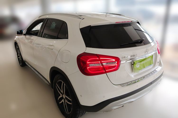 Used Mercedes-Benz GLA 2016 GLA 200 Fashion Model Rear Left 45 Deg