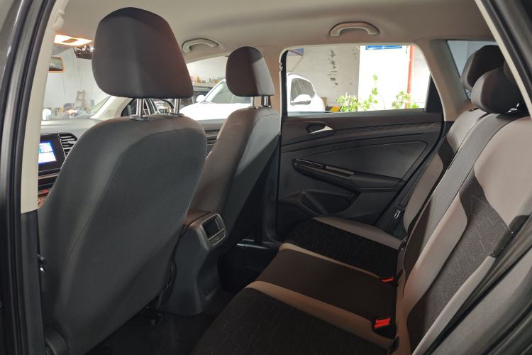 Used Jetta VS5 2022 280TSI Automatic Trendy Pro Version Interior 4