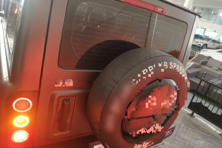 Used 212 T01 2024 2.0T Explorer
