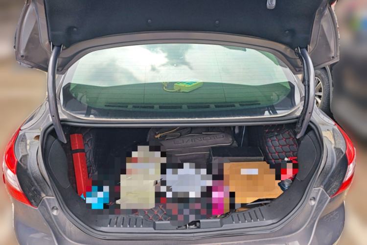 Used Ford Focus 2012 Sedan 1.6L Automatic Fashion Edition