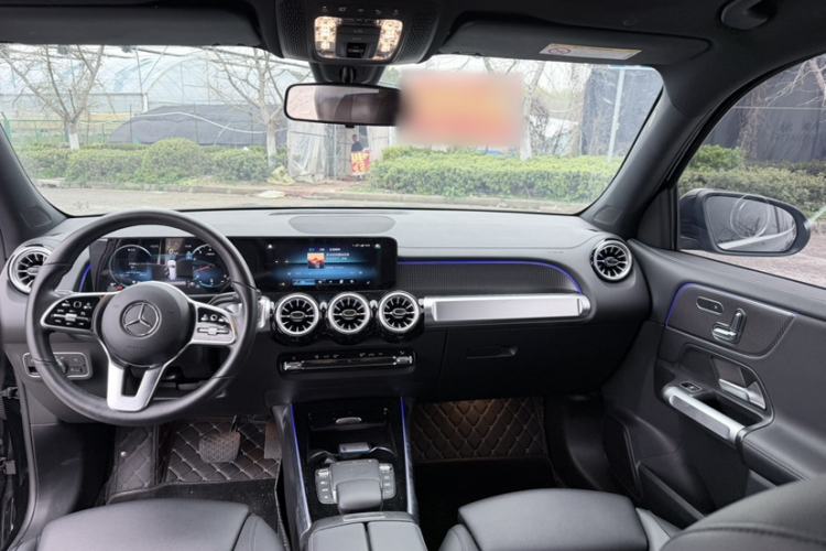 Used Mercedes-Benz GLB 2023 GLB 220 Fashion Model Interior 1