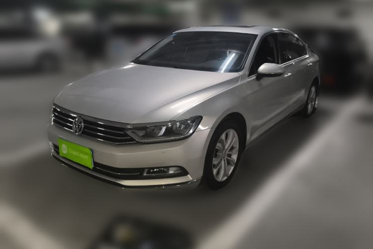 Used Volkswagen Magotan 2017 330TSI DSG Luxury Model