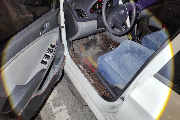 Used Hyundai Verna (older generation) 2016 1.4L Automatic Leading-Edge GLX