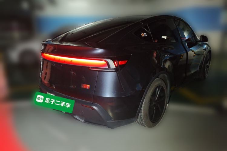 Used Tesla Model Y 2025 Long-Range All-Wheel Drive First Edition
