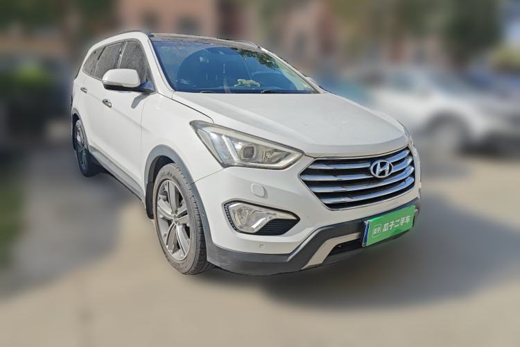 Used Hyundai Grand SantaFe 2013 3.0L 7-Seater 4x4 Flagship Edition
