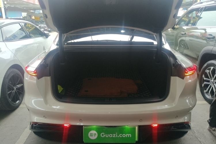 Used IM L7 2022 Dynamic Model Trunk