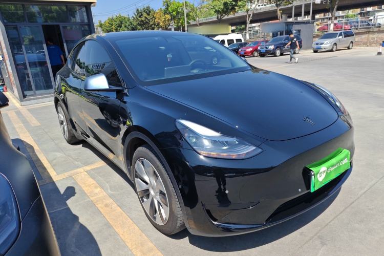 Used Tesla Model Y 2022 Revised Version Rear-Wheel Drive Front Right 45 Deg