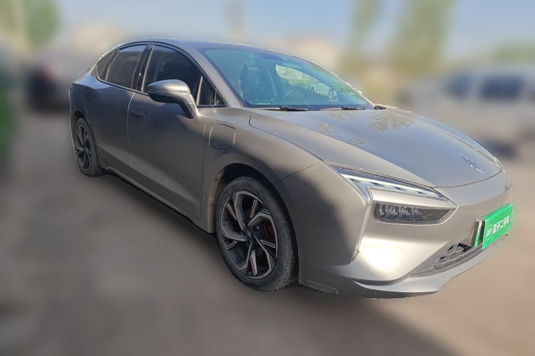 Used JMEV GSE 2021 450km Range Shining Luxury GT Edition Front Right 45 Deg