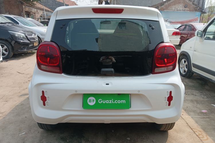 Used Roewe Clever 2021 302 km New Four-Seater Super-Efficient Version
