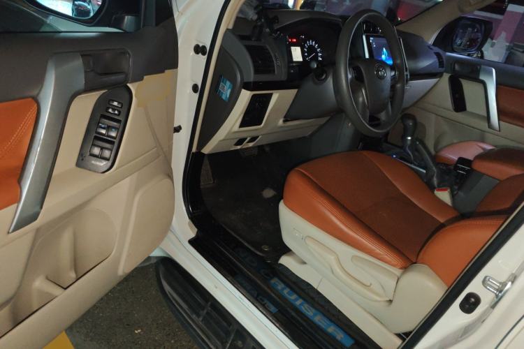 Used Toyota Prado 2019 2.7L TX-L Dual Fuel Rear-Mounted Tank No Sunroof – Middle East