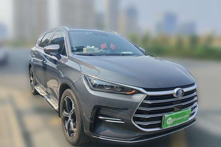 Used BYD Tang New Energy 2021 DM-i 112KM Prestige Model Front Right 45 Deg