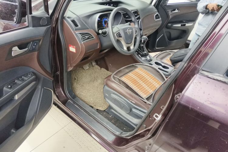 Used Haima V70 2016 1.5T Automatic "Comfort & Enjoyment" 6-Seater Driver Seat