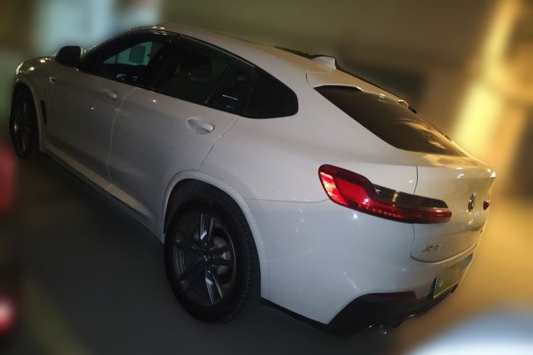 Used BMW X4 
