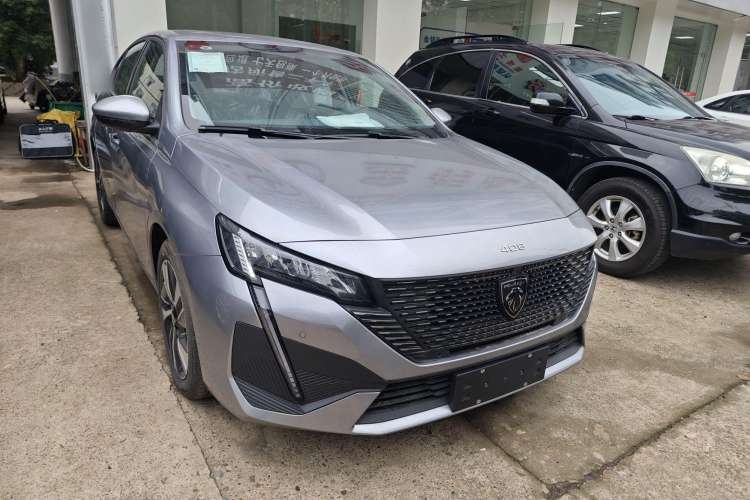 Used Peugeot 408 2022 1.6T Light-Chasing Edition