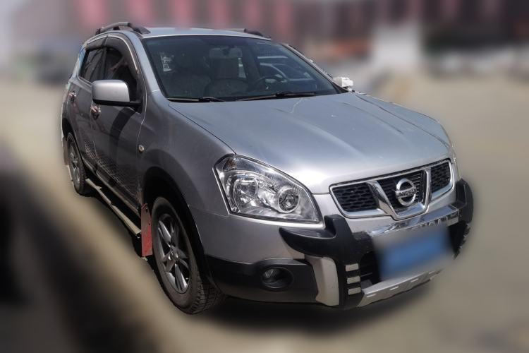 Used Nissan Qashqai 2012 2.0 XL Fire 6MT 2WD Front Right 45 Deg