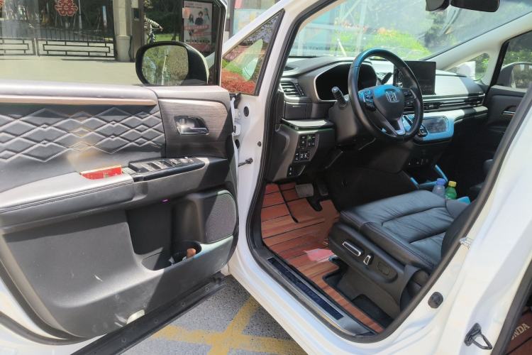 Used Honda Elysion 2022 2.0L eHEV Luxury Edition