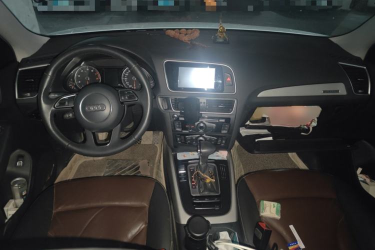 Used Audi Q5 2018 Collector's Edition 40 TFSI Ambition Model
