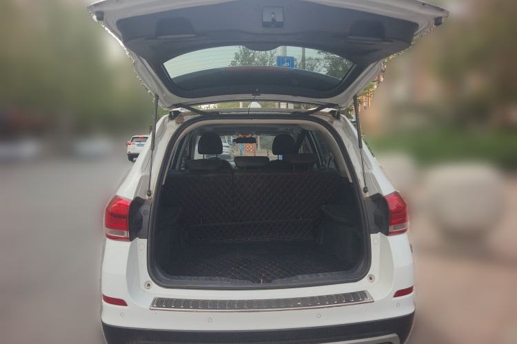 Used Haval H6 2019 Sport Edition 1.5T Automatic Two-Wheel Drive Elite Model China VI Trunk