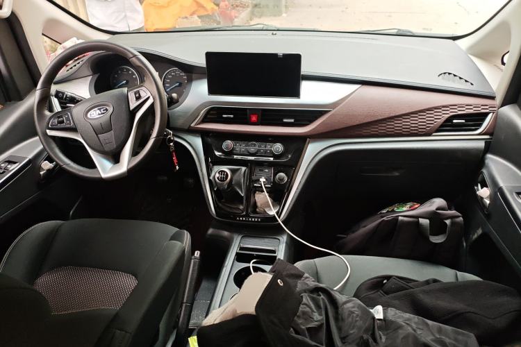 Used JAC Refine M3 2022 PLUS 1.5T 7-Seater Standard Model
