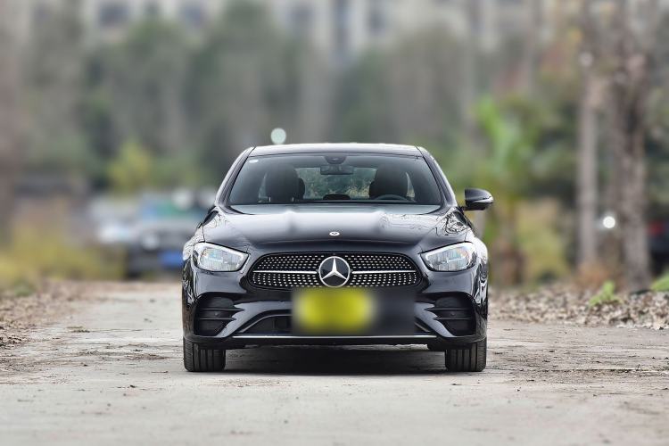 Used Mercedes-Benz E-Class New Energy 2022 Restyled E 350 e L Plug-in Hybrid Sports Sedan Exterior 2