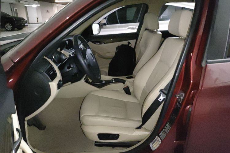 Used BMW X1 2012 xDrive20i Left Front Seat