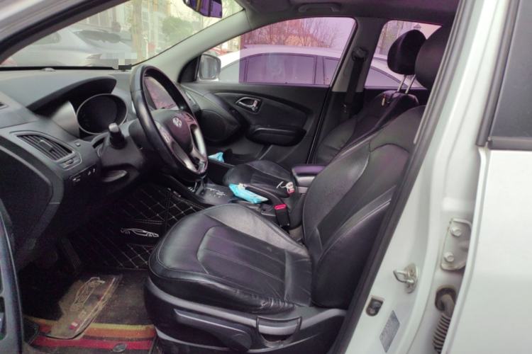 Used Hyundai ix35 2013 2.0L Automatic Two-Wheel Drive Smart GLS China IV Standard Left Front Seat