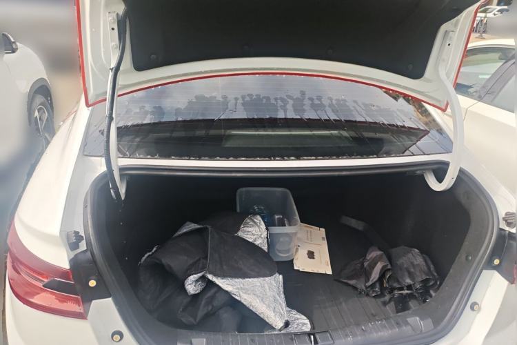 Used Geometry A 2024 500KM Travel Edition Trunk