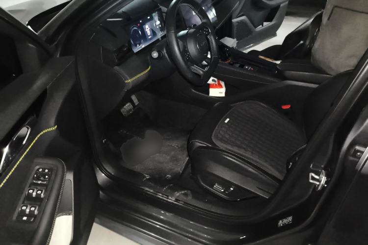 Used Lynk & Co 03 2023 2.0TD DCT JingPro Driver Seat