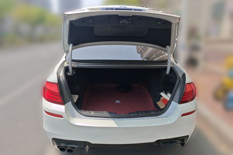 Used BMW 5 Series 2011 523Li Luxury Model
