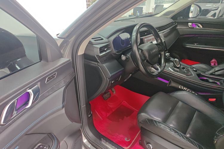 Used Lynk & Co 05 2020 2.0TD Two-Wheel Drive Shine Halo
