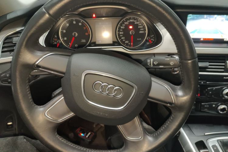 Used Audi A4L 2016 30 TFSI Collector's Edition Automatic Comfort Model
