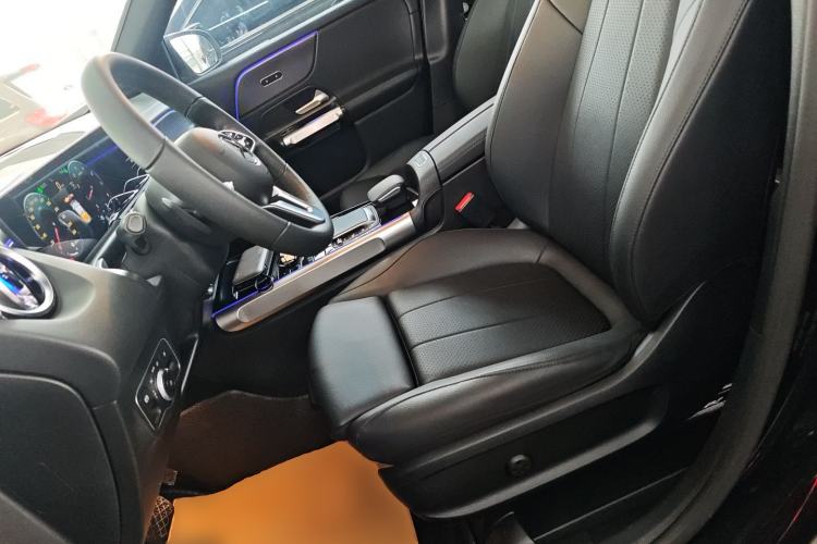 Used Mercedes-Benz GLB 2022 Refresh GLB 200 Dynamic Edition
