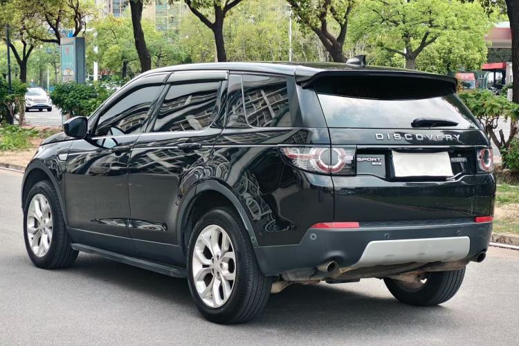Used Land Rover Discovery Sport 2018 240 PS HSE Version Exterior 7